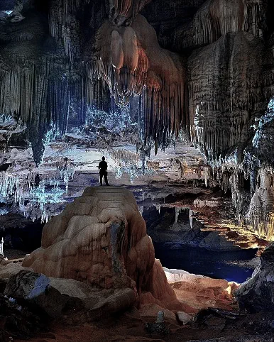 Massive cave formations inside Terra Ronca.